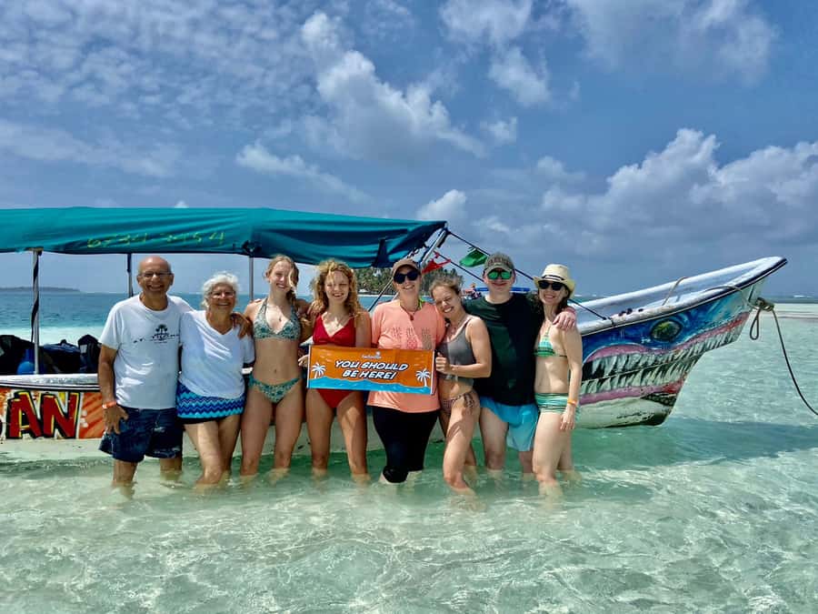 Explore The San Blas Islands In Panama - Day Trip w/ Lunch - Getting Into Guna Yala: Entrance Fees and Border Security