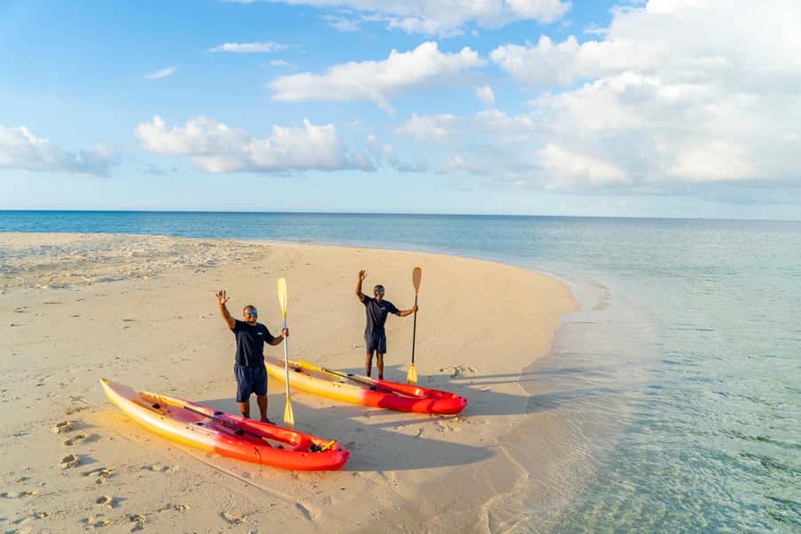 Fiji: Captain Cook Cruises - Island & Reef Day Trip - Lunch on the Beach: Buffet, Drinks, and Why It Matters