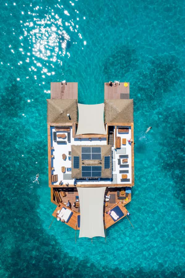 Fiji: Cloud 9 Floating Bar and Pizzeria Day Trip - Price and Value for a 6-Hour Floating Bar Day