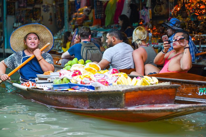Floating Markets Day Trip from Bangkok - Damnoen Saduak Floating Market: How to Shop Without Getting Flustered