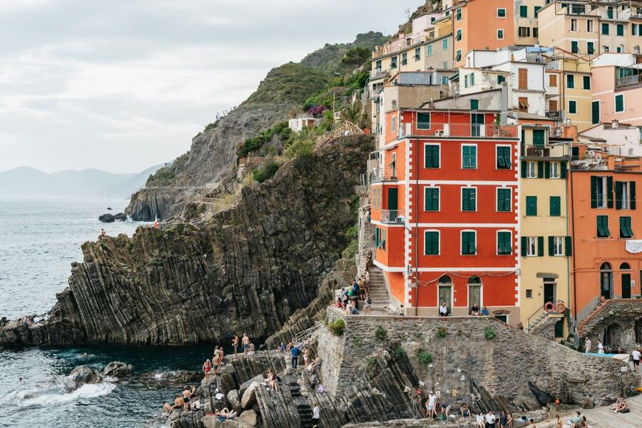 Florence: Cinque Terre Day Trip with Optional Hiking or Pisa - Riomaggiore and the Final Coastal Feeling