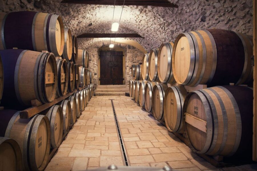 Florence: Wineries, Tastings, Lunch & San Gimignano Day Trip - Guides and group size: why the people part matters a lot here