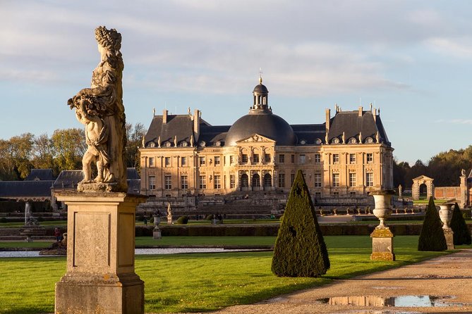 Fontainebleau and Vaux-Le-Vicomte Castle Small-Group Day Trip From Paris - Le Nôtre Gardens: 100 Acres of Symmetry You Can Actually Walk