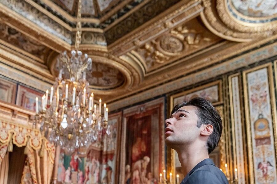 Fontainebleau & Vaux-le-Vicomte Châteaux Day Tour from Paris - Price and value: is $123 a good deal for two UNESCO-level stops?
