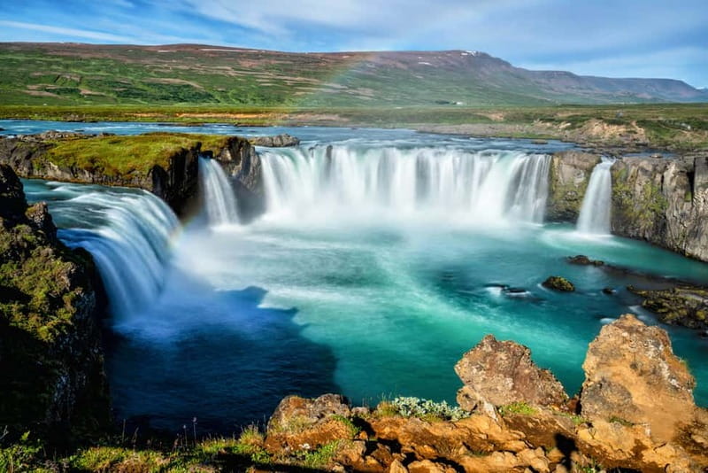 From Akureyri Port: Diamond Circle Guided Day Trip w/ Lunch - Getting from the cruise terminal to the first waterfall