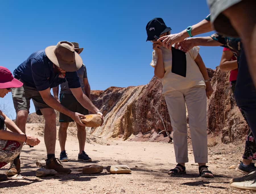 From Alice Springs: West MacDonnell Ranges Day Trip - Ormiston Gorge: lunch stop with real walk time