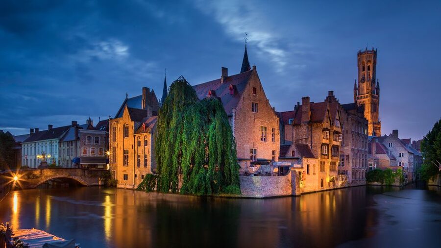 From Amsterdam: Bruges Day Trip in English with Boat Option - Price and value: does $61 make sense for a 12-hour day?
