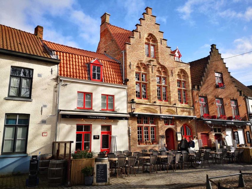 From Amsterdam: Bruges Day Trip in Spanish with Boat Option - The Amsterdam-to-Bruges Bus Ride: How to Handle the Time