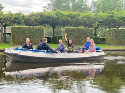 From Amsterdam: Giethoorn Day Trip with Small Electric Boat - From Amsterdam to Flevoland: the 1h40 ride that sets up the day