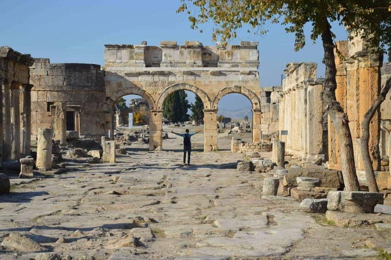 From Antalya/Kemer: Pamukkale & Hierapolis Day Trip w/Meals - Lunch at the restaurant: buffet style, value-focused