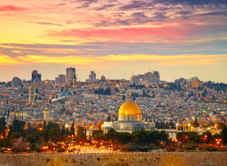 From Ashdod Port: Jerusalem and Bethlehem Day Trip - Bethlehem drive: Mount Zion views and the shift from Jerusalem streets to birthplace country