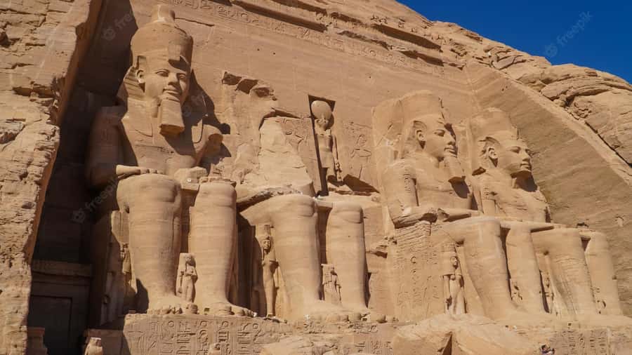 From Aswan: Abu Simbel Temple Day Trip with Hotel Pickup - Inside Abu Simbel: what a good guide changes