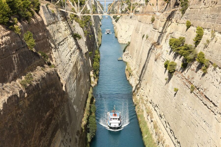 From Athens: Ancient Corinth Day Trip with Canal & VR Guide - Pickup Points and The 6-Hour Pace