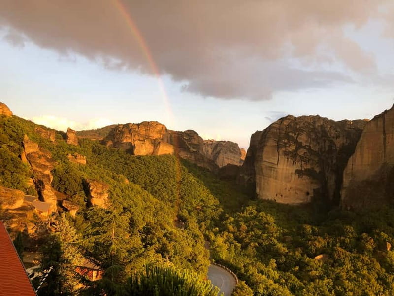 From Athens: Meteora Caves & Monasteries Day Trip by Train - Who This Tour Suits Best (and Who Should Think Twice)