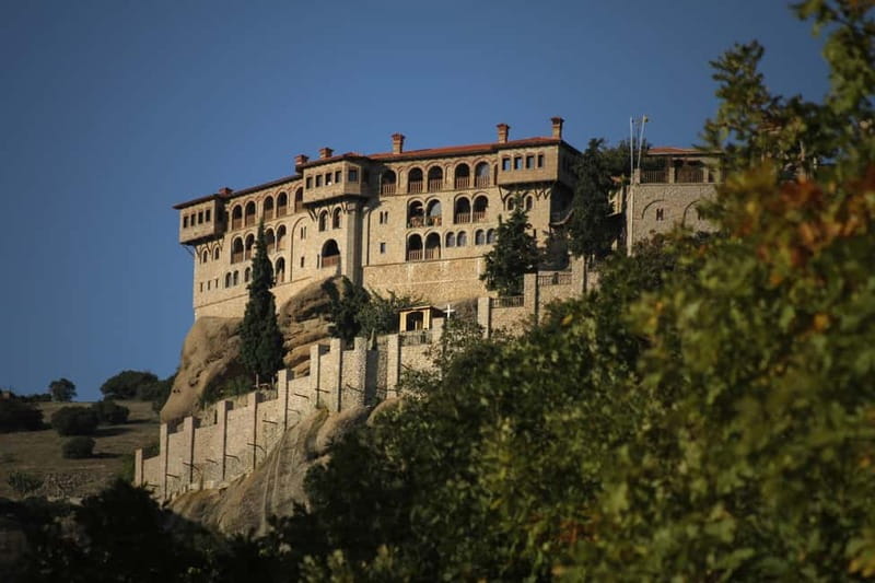 From Athens: Meteora Caves & Monasteries Day Trip by Train - Meteora’s Six Monasteries: The Big Overview in One Day