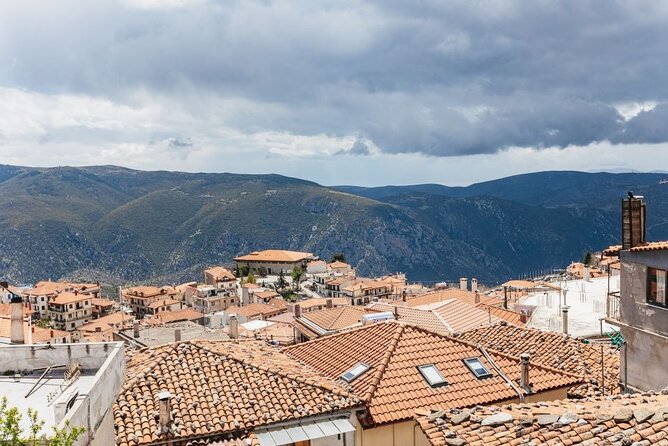 From Athens: Small-Group Delphi, Museum & Arachova Day Trip - Beating Crowds Starts at Pl. Karaiskaki (Metaxourghio metro)