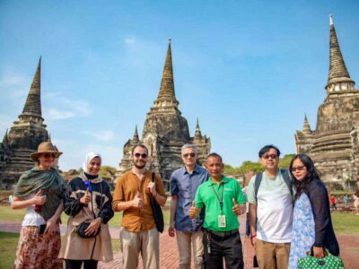 From Bangkok: Ayutthaya Historical Park Guided Day Trip - Morning Pickup and the Van Ride: How to Make the Timing Work