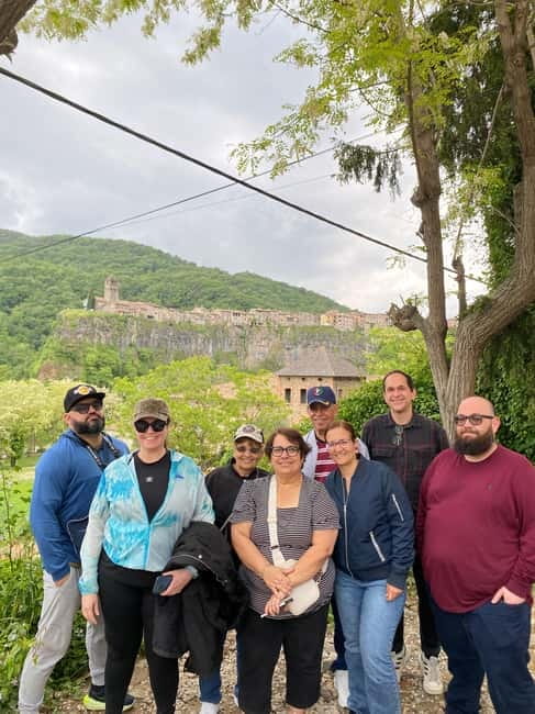 From Barcelona: Girona, Besalú & Medieval Villages Day Trip - Getting There: Barcelona to Catalonia in a Comfortable Minivan