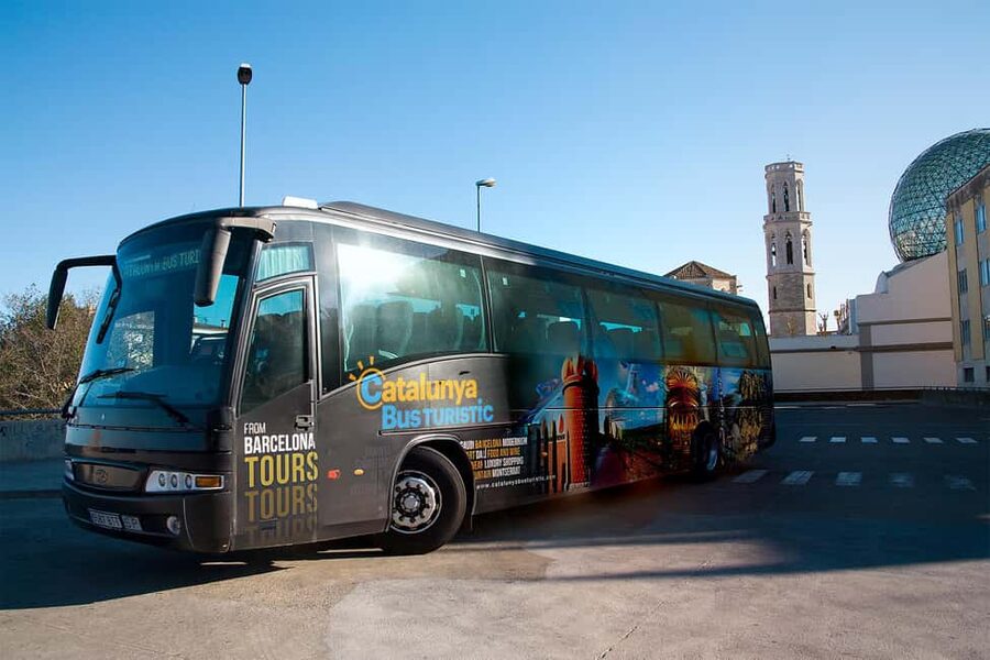 From Barcelona: Girona&Dalí Museum Day Trip with Small Group - Guide and driver quality: why this day feels smooth