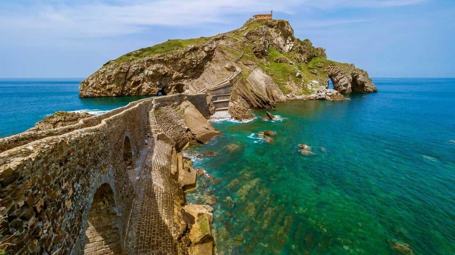 From Bilbao: Gaztelugatxe, Bermeo and Gernika Day Trip - Bermeo: The Coastal Break Where You Can Actually Eat Like a Local
