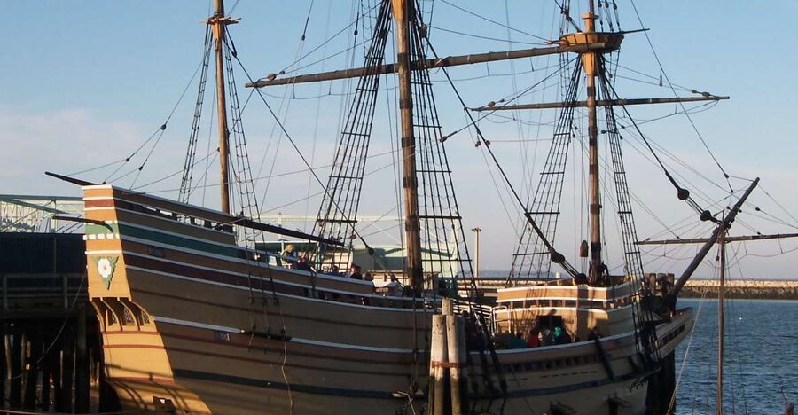From Boston: Quincy, Plymouth, and Mayflower II Day Trip - Scituate Lighthouse and the American Army of Two: coastal views with real stories attached
