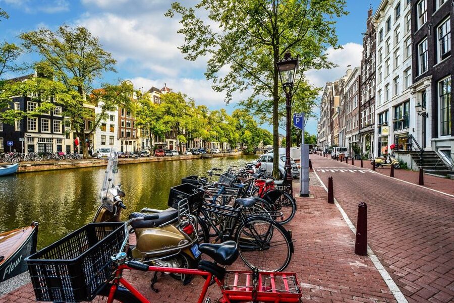From Brussels: Cheese, Clogs & Windmills Amsterdam Day Trip - Why This Brussels-to-Amsterdam Tour Fits a One-Day Plan