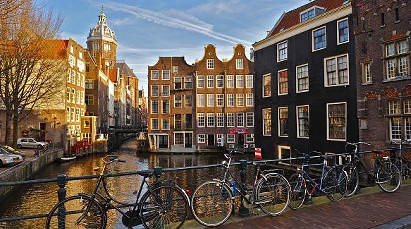 From Brussels: Day Trip to Amsterdam with Canal Boat Cruise - Why This Amsterdam Day Trip Works for First-Timers