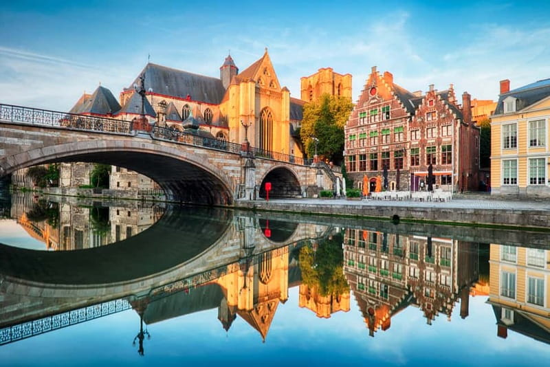 From Brussels: Day Trip to Ghent with Atomium in English - Trading history stops: Great Butchers’ Hall and the old markets