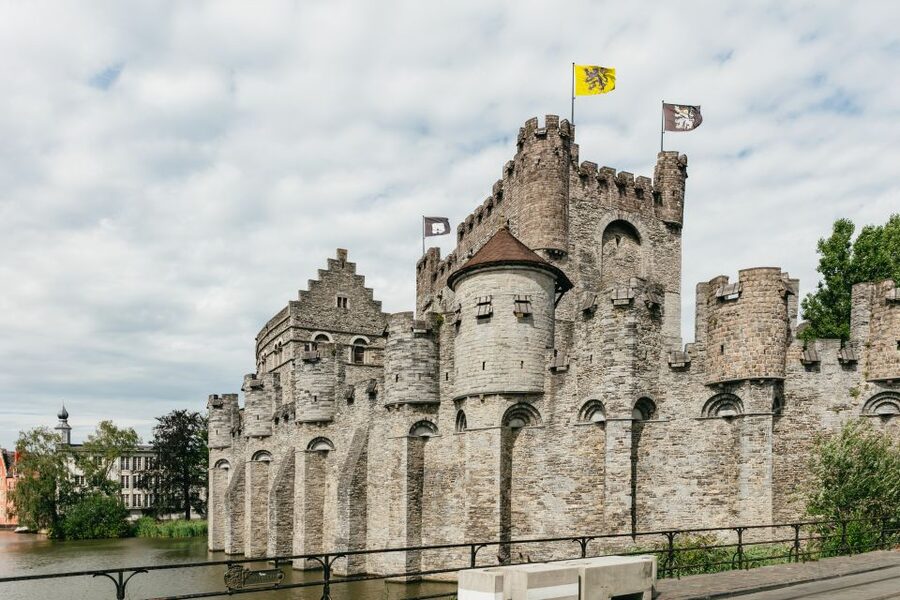 From Brussels: Guided Day Trip to Bruges and Ghent - Lunch break in Bruges: free time that’s long enough to enjoy