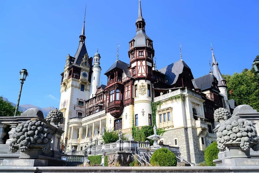 From Bucharest: Castles, Carpathians, and Brașov Day Trip - Bucharest Morning Departure: Why 06:45 Starts the Whole Day