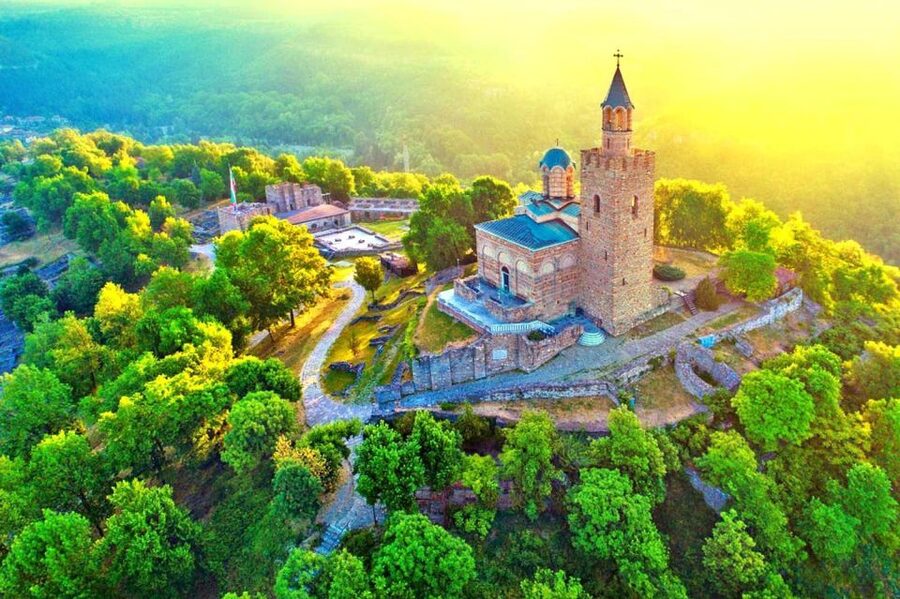 From Bucharest: Full-Day Trip to Bulgaria - Ruse Old Town or St. Basarabov Monastery: religion you can see from outside