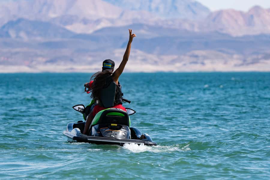 From Cairo: Red Sea Full-Day Trip with Optional Jet Ski Ride - Beachfront Day Mode: What Happens When You Arrive