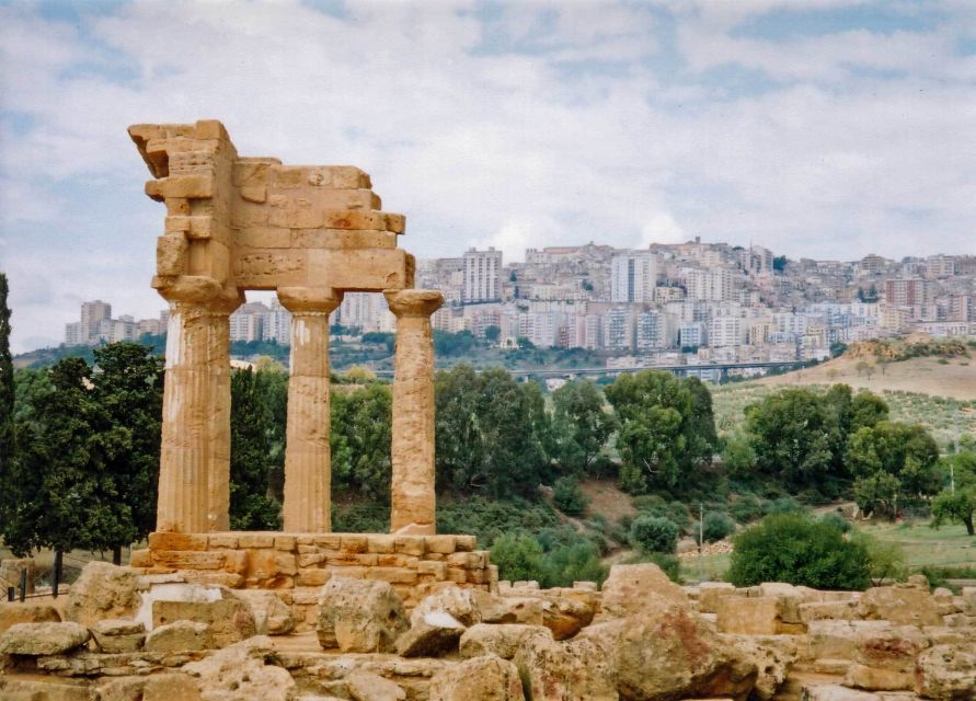 From Catania: Agrigento and Piazza Armerina Full-Day Trip - Stop 1: Agrigento and the Valley of the Temples walk
