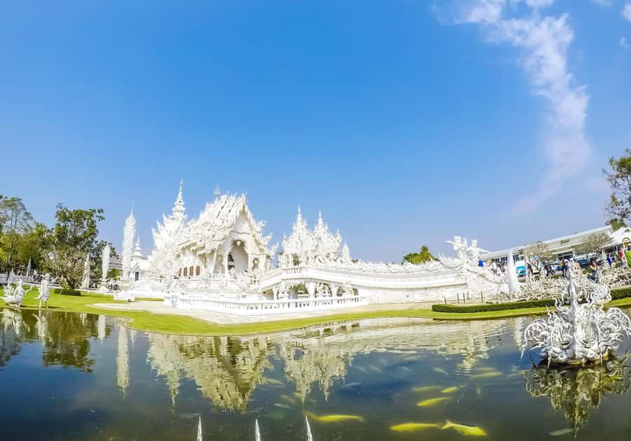 From Chiang Mai: White Temple & Golden Triangle Day Trip - Return Stops: Doi Chang Cafe and the End-of-Day Reset