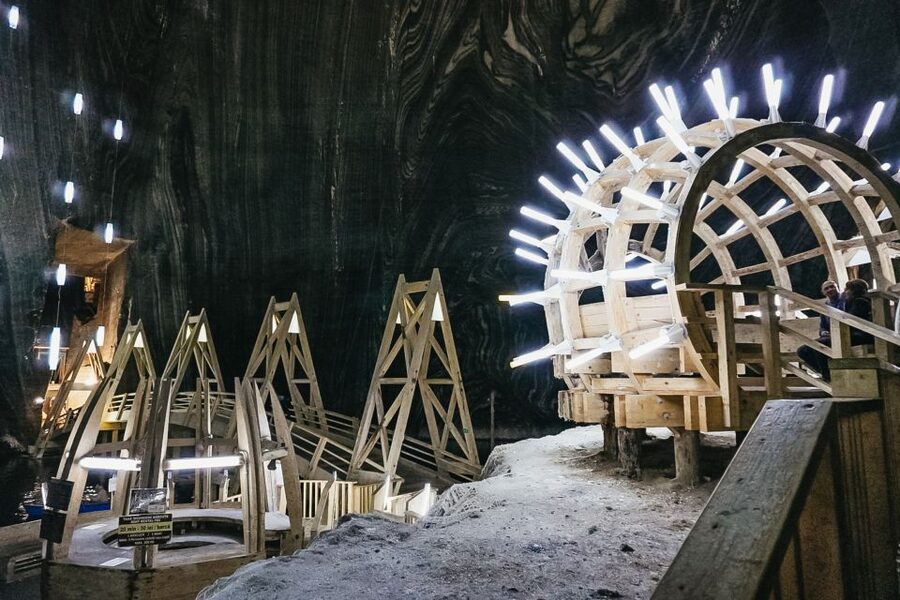 From Cluj: Turda Salt Mine, Gorge, and Remetea Full-Day Trip - Turda Salt Mine: An Underground World With Ferris Wheel Energy