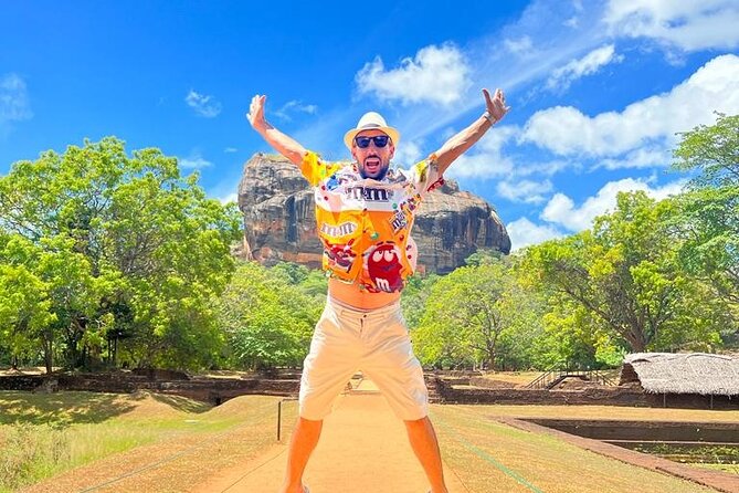 From Colombo: Sigiriya and Dambulla Day Trip and Safari - Your day starts with pickup, coffee, and a long road out of Colombo