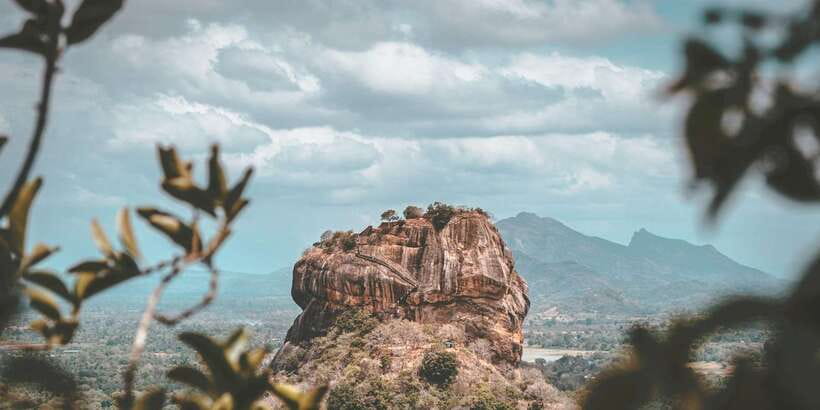 From Colombo: Sigiriya and Dambulla Day Trip with Safari - From Colombo pickup to a countryside start