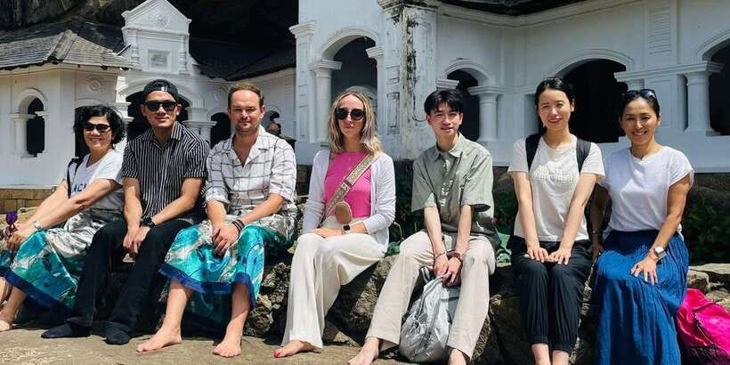 From Colombo: Sigiriya and Dambulla Day Trip with Safari - Dambulla Cave Temple: plan your energy for the climb