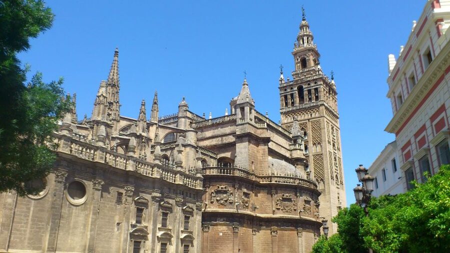 From Costa del Sol & Malaga: Seville Day Trip - Who this day trip suits best (and who should look elsewhere)