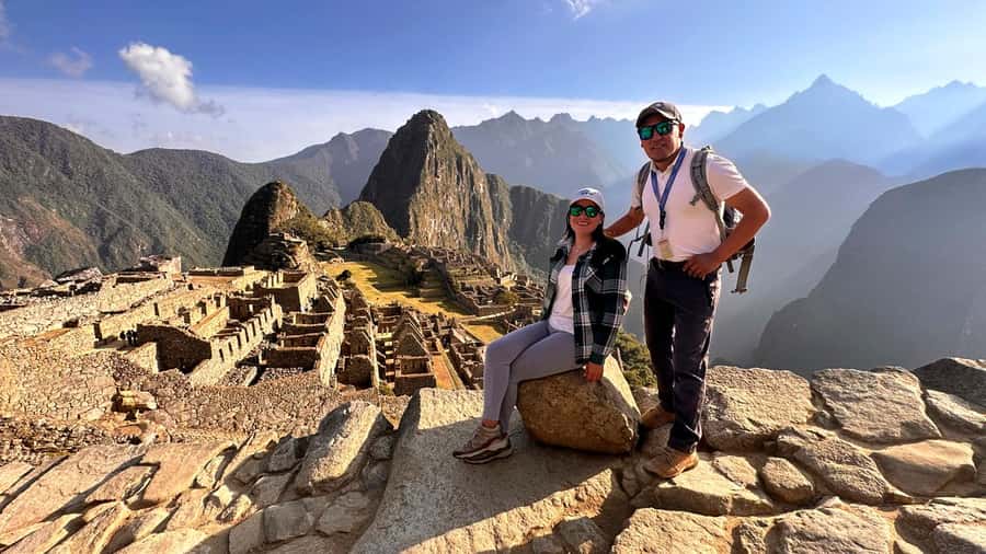 From Cusco: 2-Day Trip to the Sacred Valley and Machu Picchu - Train to Aguas Calientes: tourist vs panoramic, and the “which side matters” tip