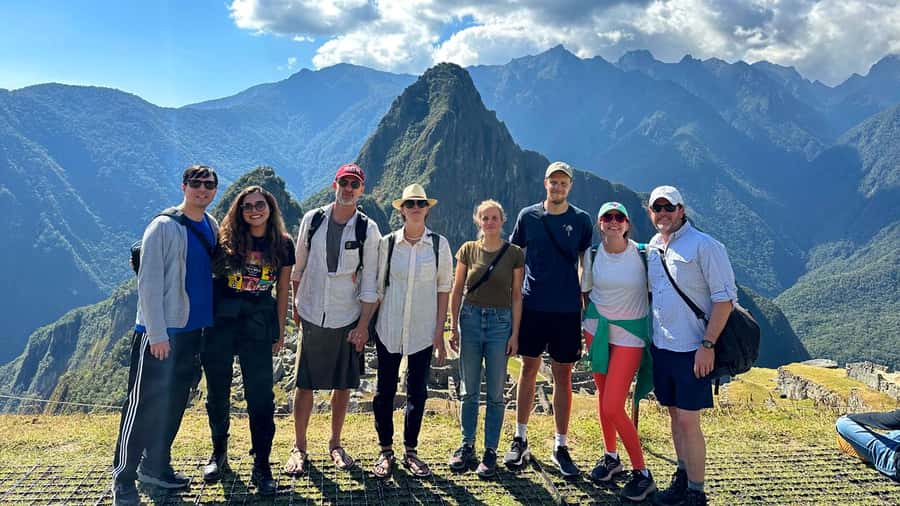 From Cusco: 2-Day Trip to the Sacred Valley and Machu Picchu - Overnight in Aguas Calientes: why it’s worth the extra night