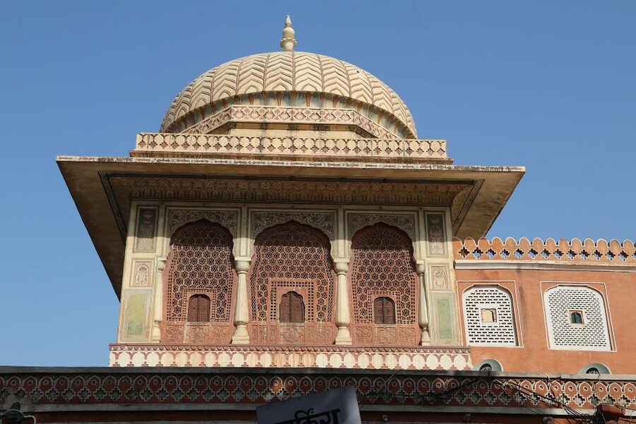 From Delhi: Jaipur Day Trip by Fast Train or Private Car - Monkey Temple and Patrika Gate: the optional-feeling stops