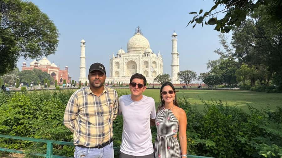 From Delhi: Private Taj Mahal, Baby Taj & Agra Fort Day Trip - From Delhi to Agra: The Day Starts Smooth, Not Stressful