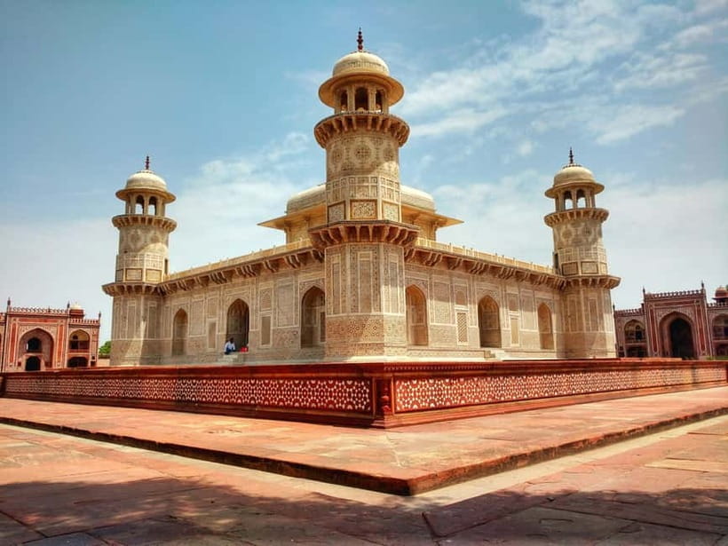 From Delhi: Taj Mahal & Agra Tour with Lunch at Marriott - Private Delhi-to-Agra drive: calm wheels, real timing