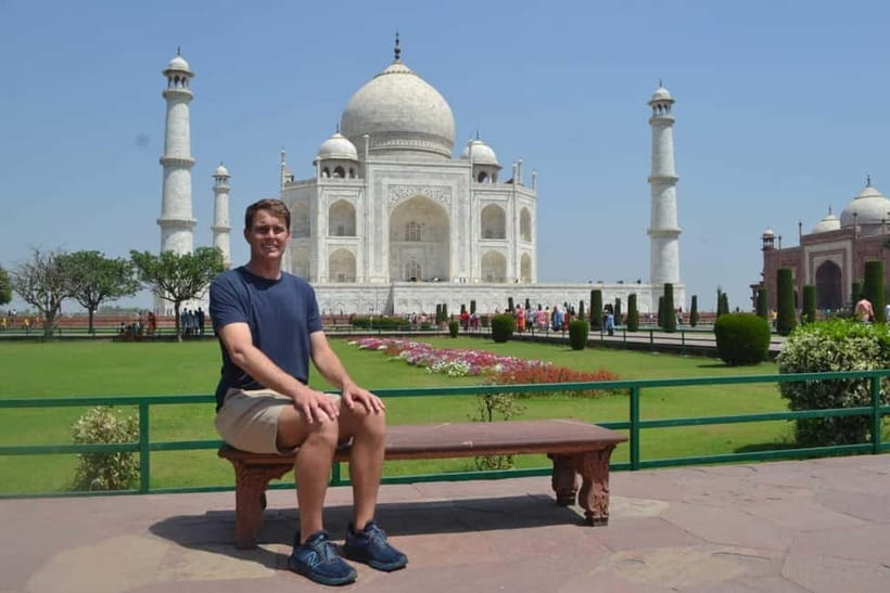 From Delhi: Taj Mahal Day Trip by Fast Train with Transfers - Train meals: breakfast and dinner on board