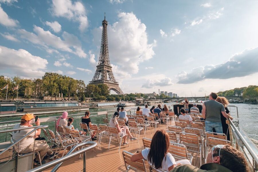 From Disneyland Paris: Paris Day Trip and Sightseeing Cruise - The Seine cruise (1 hour) that turns landmarks into a working map