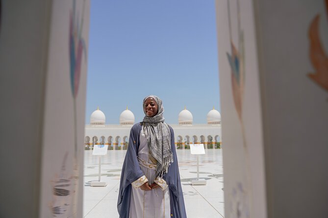 From Dubai: Abu Dhabi Full-Day Trip with Louvre & Grand Mosque - Louvre Abu Dhabi: two hours to see the building and the collections