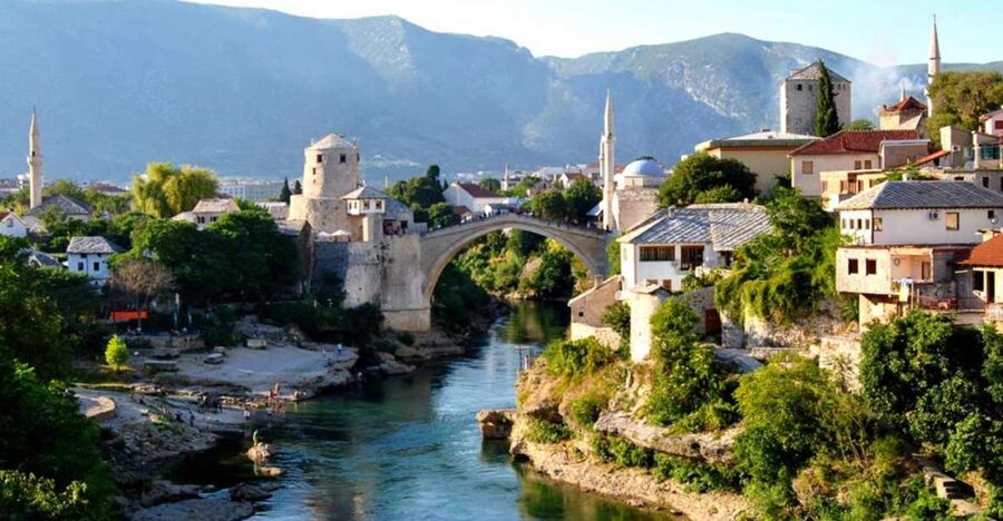 From Dubrovnik: Day Trip to Mostar and Kravice Falls - Crossing the border into Bosnia: ID rules and timing pressure