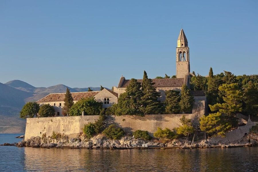 From Dubrovnik: Elaphite Islands Day Trip with Lunch - Unlimited Drinks and Wi‑Fi: Nice Perks, Not the Main Event