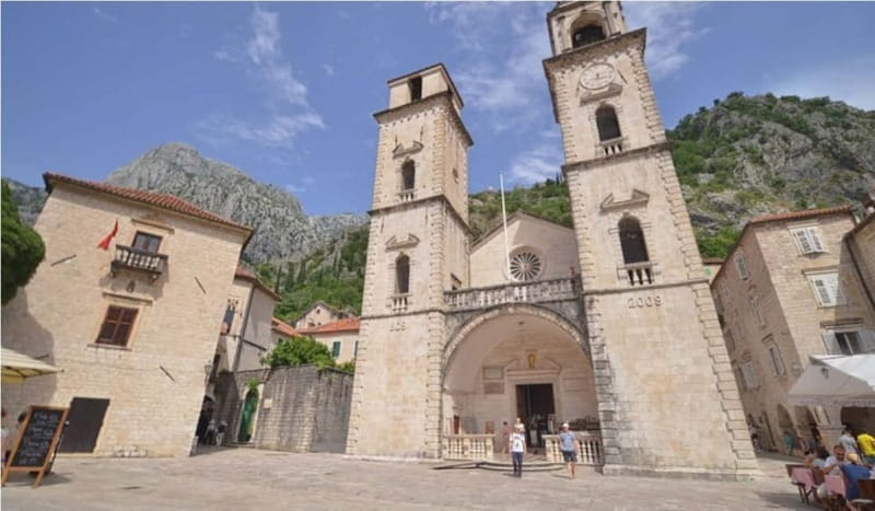 From Dubrovnik: Montenegro Day Trip with Boat Cruise - Weather, Comfort, and the Group Tour Feel